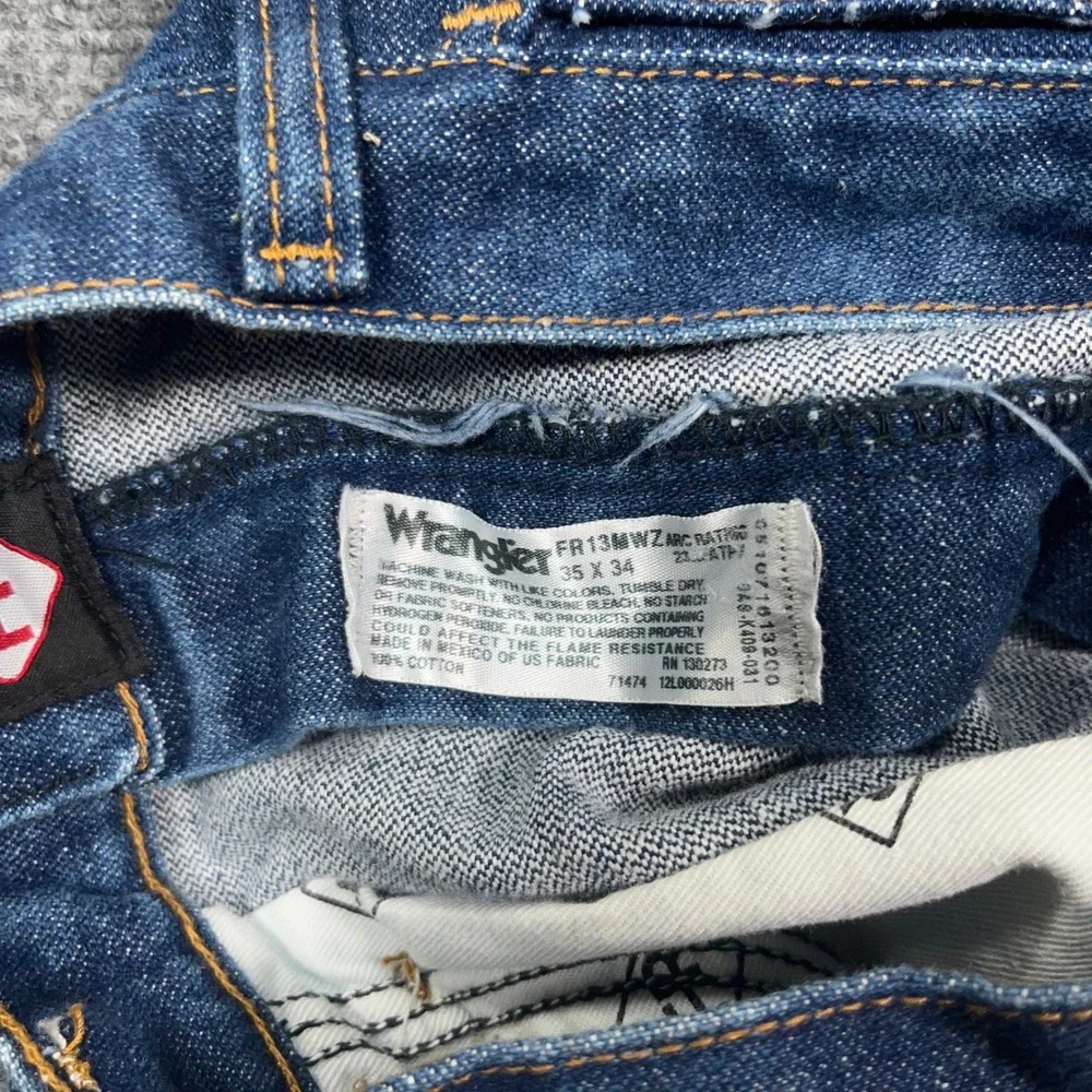 Wrangler‎ FR 13MWZ Flame Resistant Jeans Mens 35x34 Welder Original Fit Blue